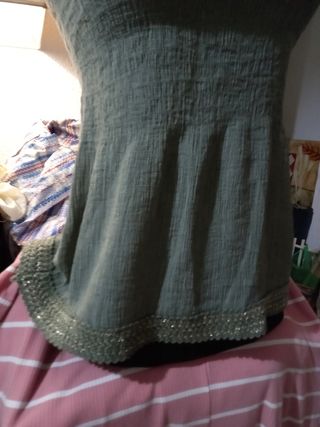 Blusa tubo verde oliva