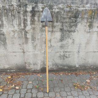 Vanga da Giardino - Scavo