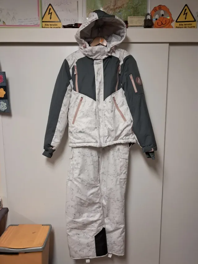 Conjunto esquí mujer chaqueta pantalones