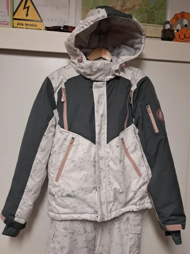 Conjunto esquí mujer chaqueta pantalones