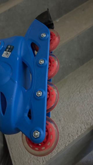 Patines en línea Decathlon casco y protecciones 
