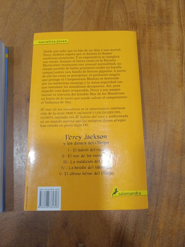 El mar de los monstruos y la maldición del titán