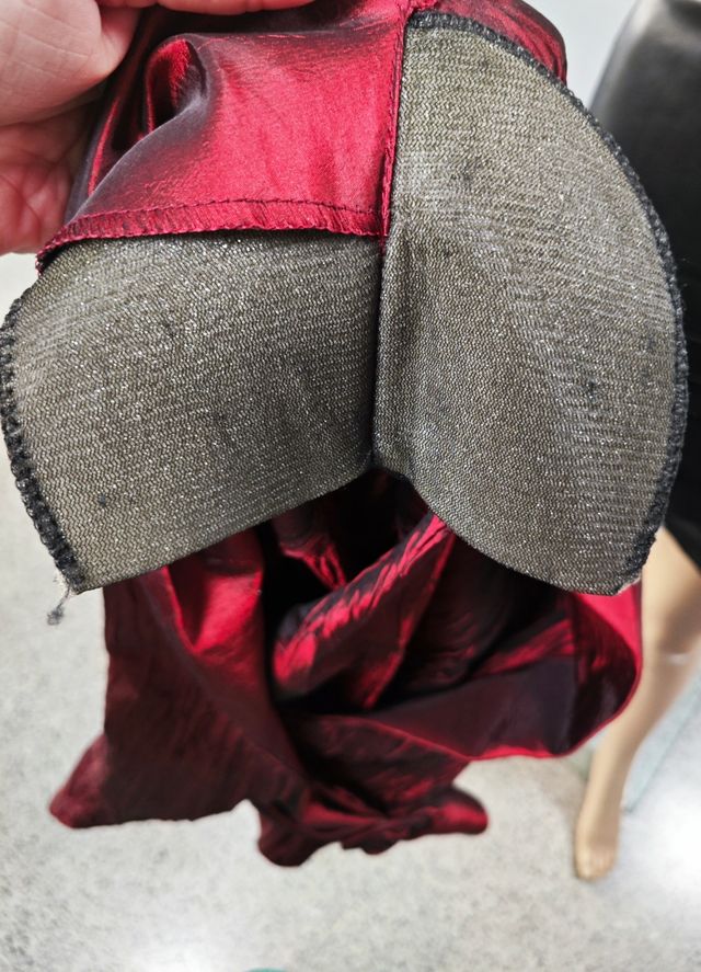 Blazer roja satinada talla 46