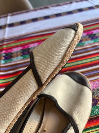 Manoletinas C.Serrano Beige-Negras T39