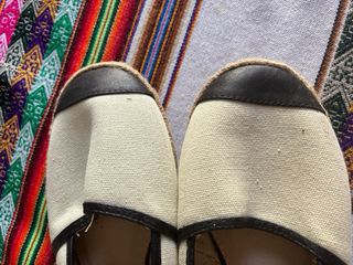Manoletinas C.Serrano Beige-Negras T39