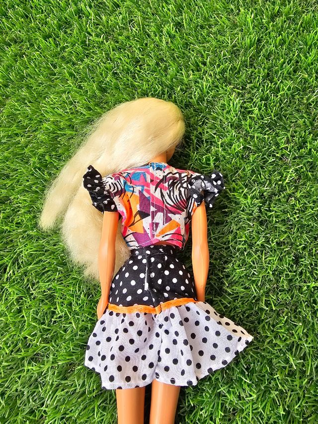 Conjunto falda y top lunares muñeca Barbie años 90