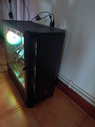 PC Gamer - Torre negra