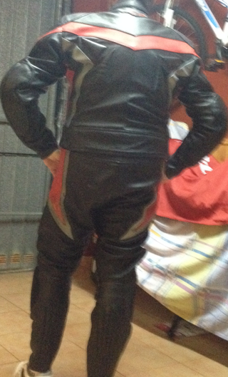 Mono moto piel MRD 2 piezas talla 54