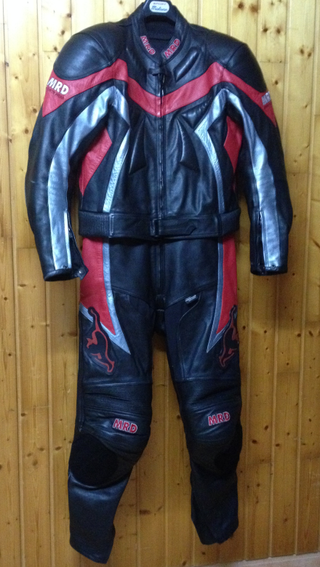 Mono moto piel MRD 2 piezas talla 54