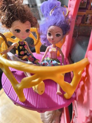 Casa Enchantimals - Muñecas y Caballos