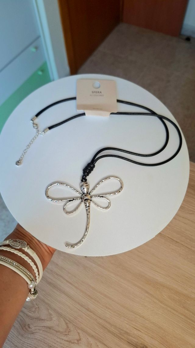 Collar libélula Sfera - Plata y Negro