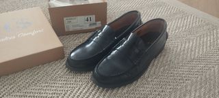 Zapatos negros tipo mocasín talla 41