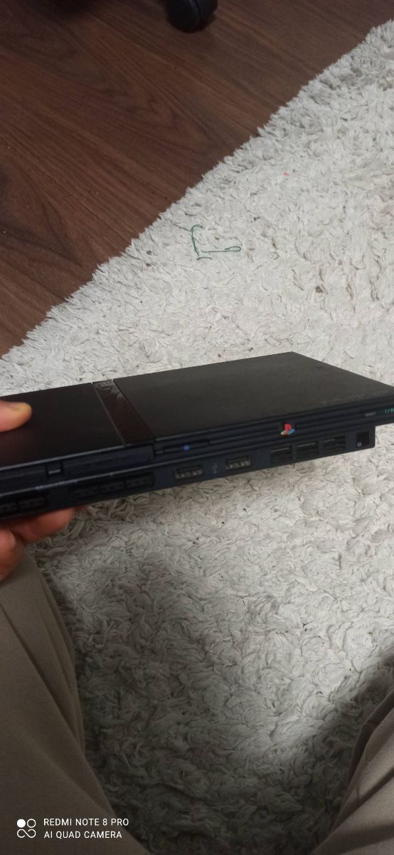PS2 Slim (PlayStation 2 Slim) negra