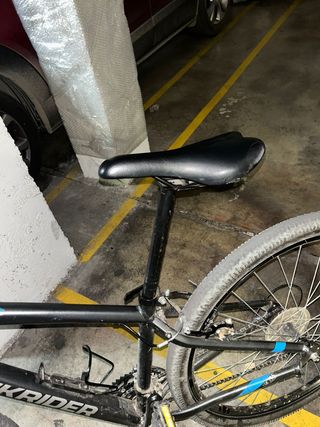 3 Bicicletas2 de montaña y una bmx