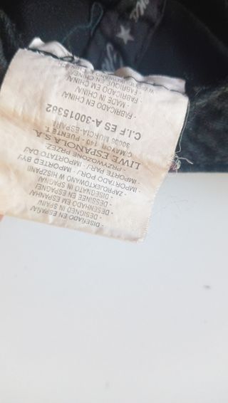 Gorra negra Insiders Movement