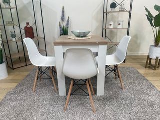 Mesa de comedor extensible blanca y marrón