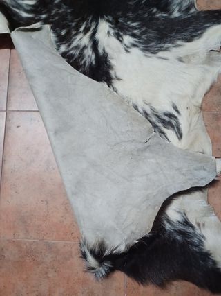 Alfombra piel vaca marrón y beige