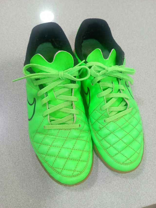 Zapatillas Nike Tiempo Futsal Niño 37,5