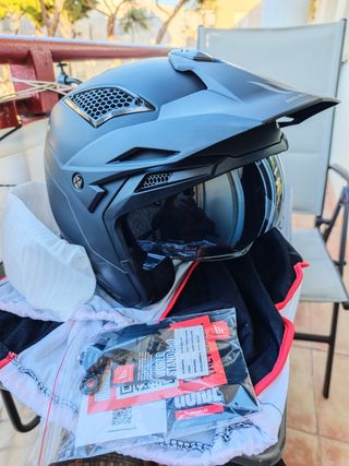 Casco MT District SV Negro Mate