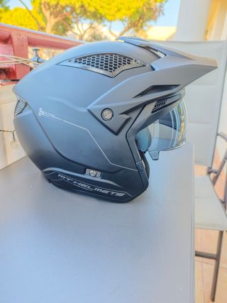Casco MT District SV Negro Mate