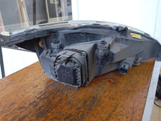 Faro delantero izquierdo Ford Focus MK1