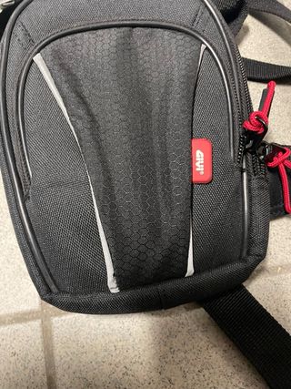 Borsello GIVI moto: borsa gamba