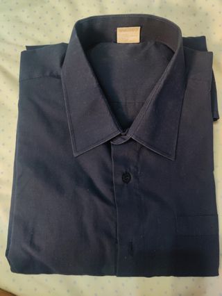 Camisa negra trabajo