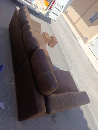 Sofá chaise longue marrón