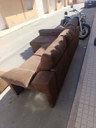 Sofá chaise longue marrón