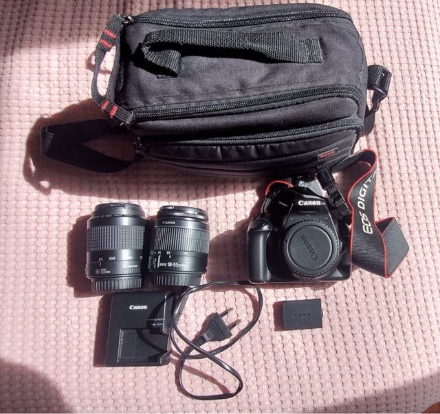 Cámara Canon EOS Rebel - Negra
