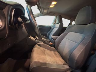 Toyota Auris FEEL EDITION 140 H