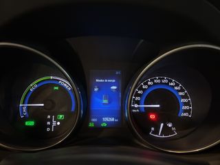 Toyota Auris FEEL EDITION 140 H