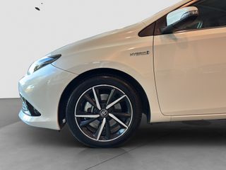 Toyota Auris FEEL EDITION 140 H