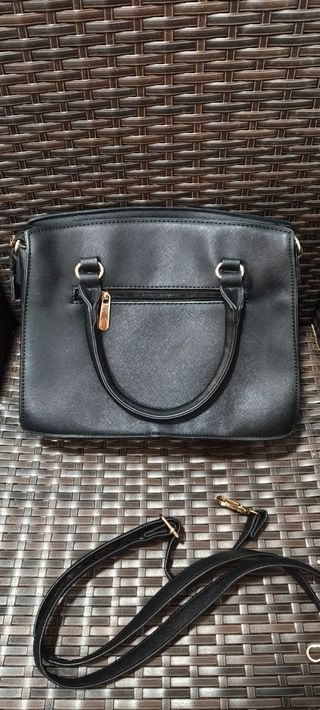 Bolso negro elegante