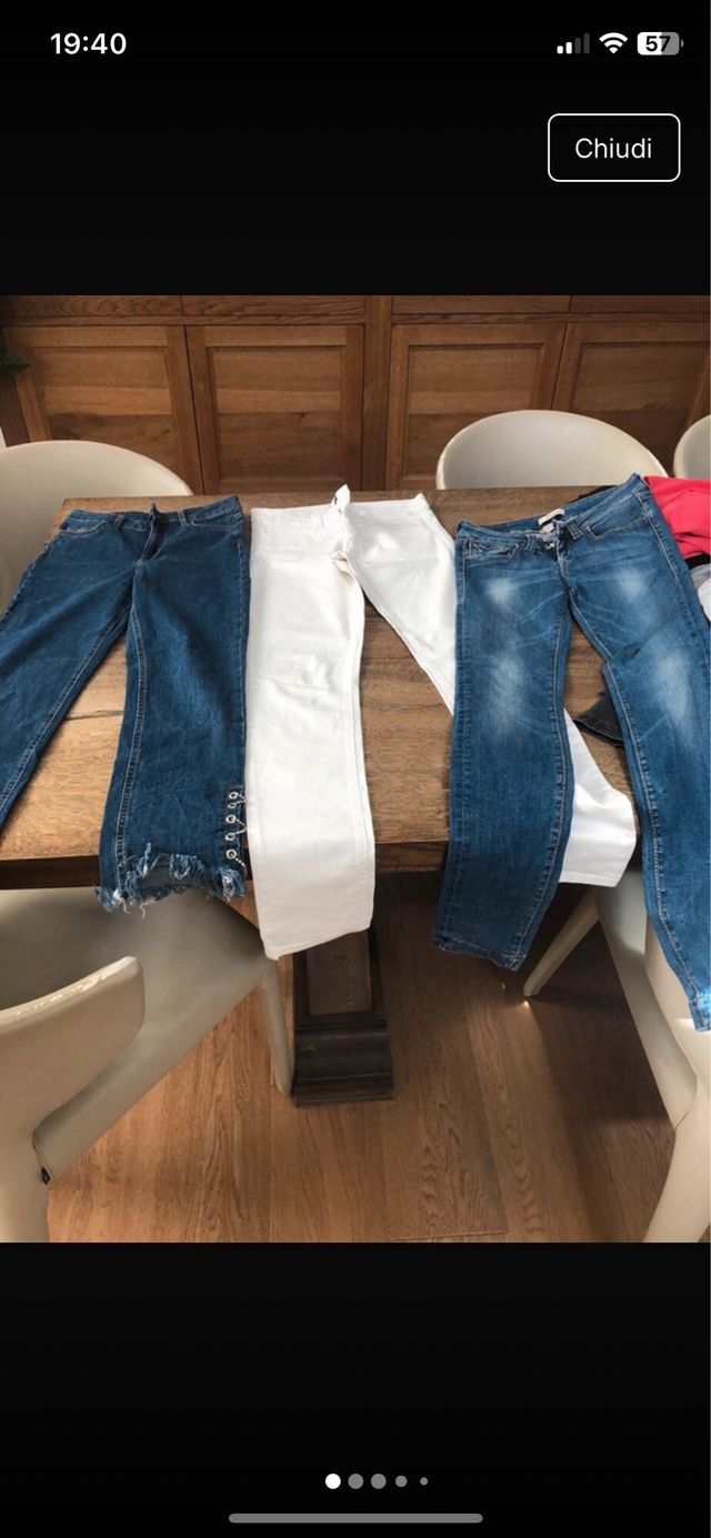 Abiti donna S/M: diversi pezzi