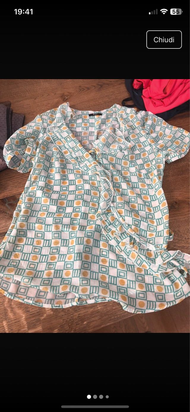 Abiti donna S/M: diversi pezzi