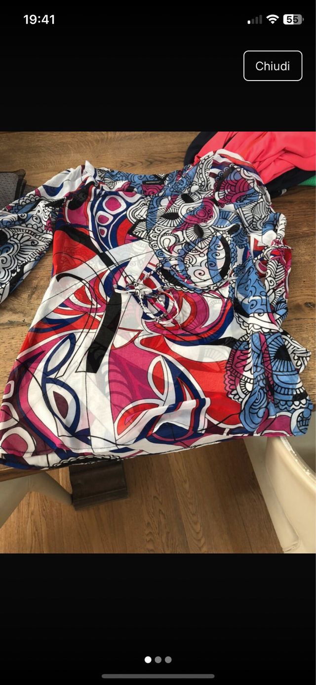 Abiti donna S/M: diversi pezzi