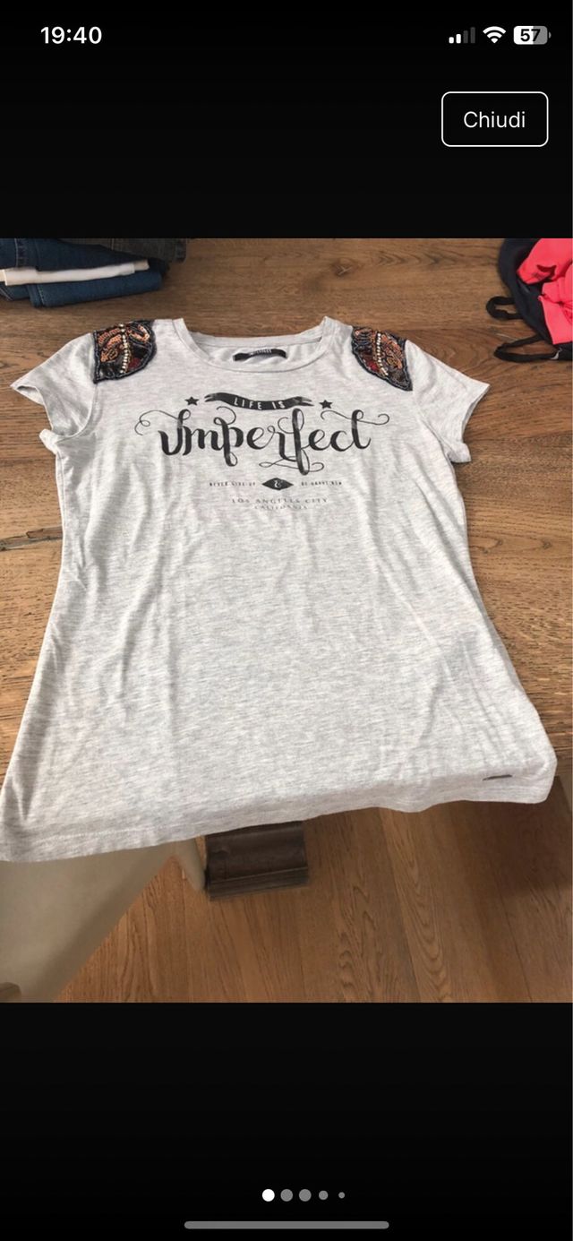 Abiti donna S/M: diversi pezzi