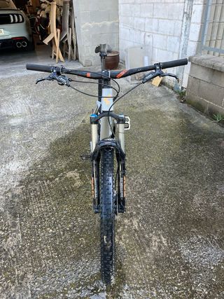 Bicicleta Enduro Cube Stereo