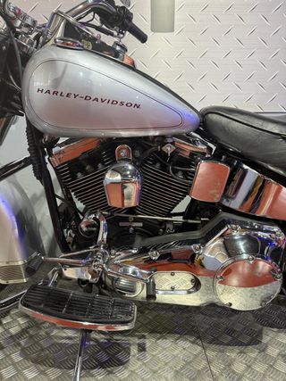 Harley Davidson Heritage Softail