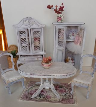 Mini Armadio Shabby Chic per Casa delle Bambole