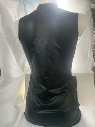 Vestito nero aderente