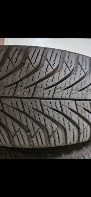 4 ruedas completas 14" en muy buen estado