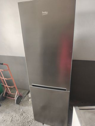 Frigorífico Beko acero inoxidable