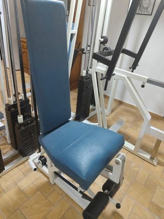 Máquina musculación multi-estación