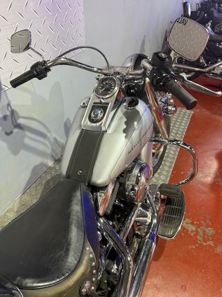 Harley Davidson Heritage Softail