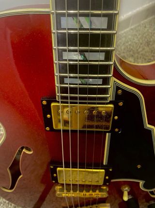 Guitarra D'Angelico Excel SS Viola semi-hueca