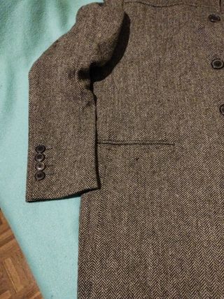 Abrigo de lana marrón y gris