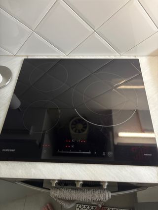 Placa inducción Samsung - comprado el 07/2022