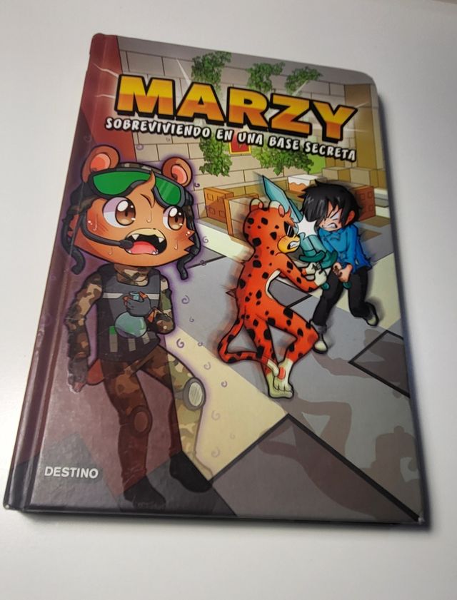 Lote 3 libros Marzy.